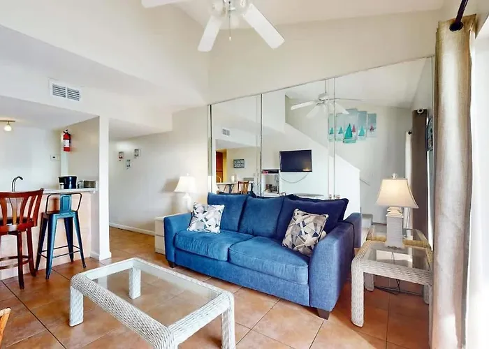 Gulf View With A Full Kitchen Private Balcony Shared Pools & Tennis Court