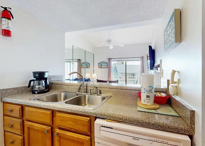 Gulf View With A Full Kitchen Private Balcony Shared Pools & Tennis Court Gulf Shores