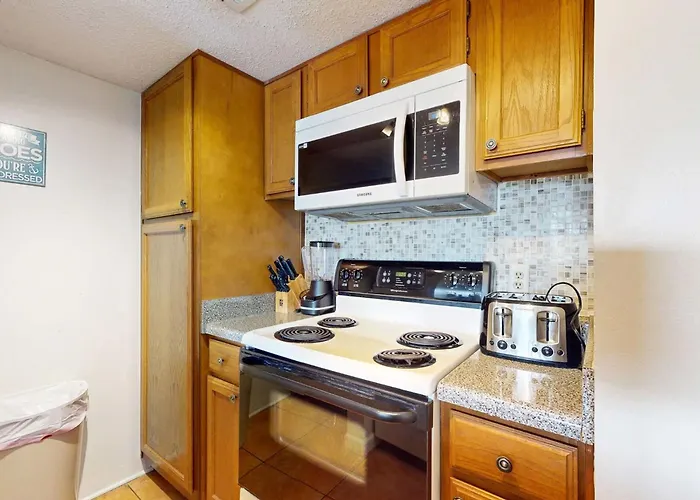 Apartment Gulf View With A Full Kitchen Private Balcony Shared Pools & Tennis Court *