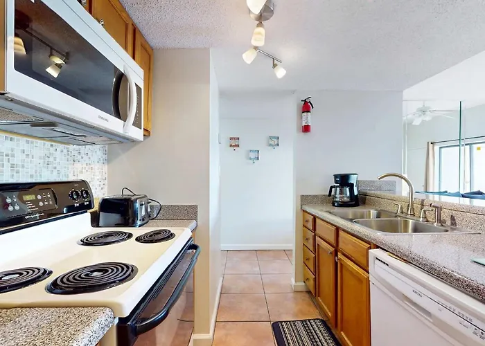 Gulf View With A Full Kitchen Private Balcony Shared Pools & Tennis Court *